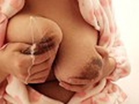 独占！Lカップ みちか 初母乳あります 20才 126センチ　サンプル画像03